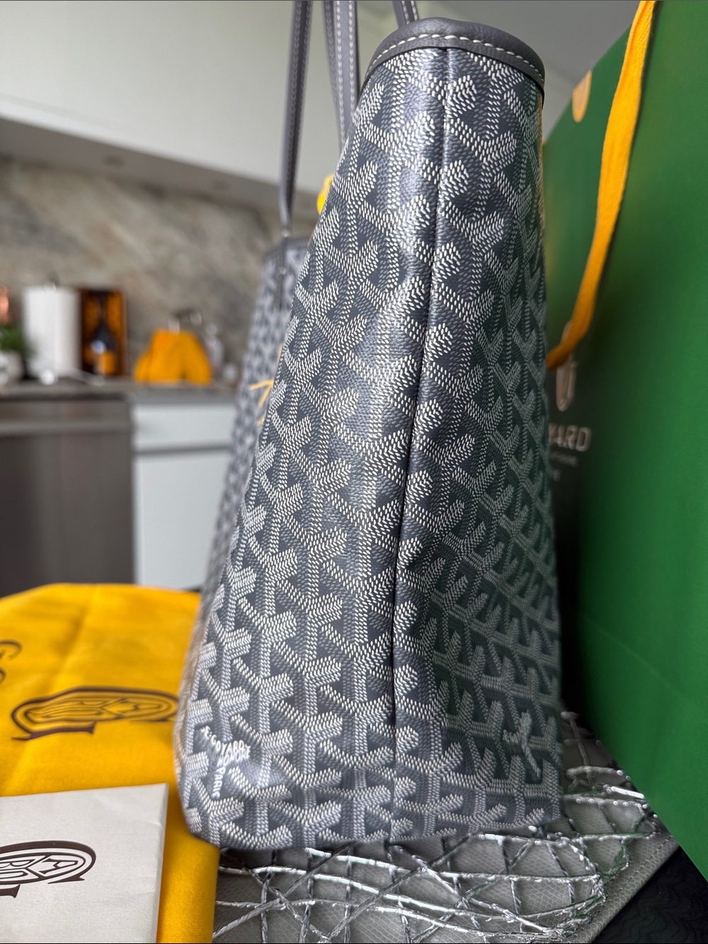 Goyard Gray St. Louis Tote with Purple Horse Charm - Picture 6 of 9